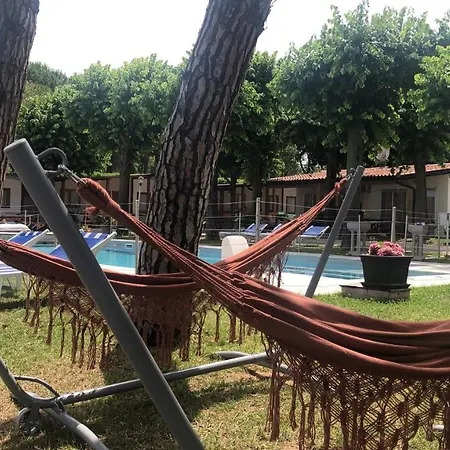 Villaggio Turistico Dei Tigli פארק נופש פאדנג'ה סול גארדה