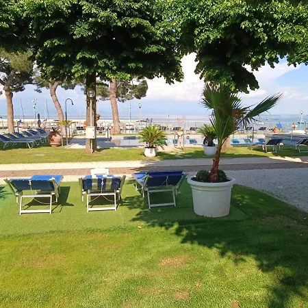 Holiday park Villaggio Turistico Dei Tigli Padenghe sul Garda