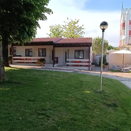 Holiday park Villaggio Turistico Dei Tigli 3*