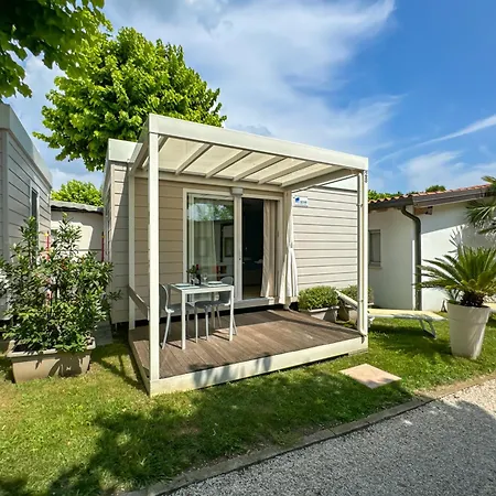 Villaggio Turistico Dei Tigli Holiday park