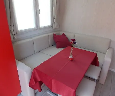 Prázdninový areál Villaggio Turistico Dei Tigli Padenghe sul Garda