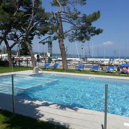 Villaggio Turistico Dei Tigli