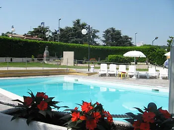 Üdülőpark Villaggio Turistico Dei Tigli 3*